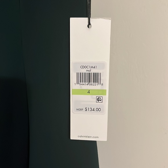 Dark green Calvin Klein dress size 4. NWT - Picture 4 of 8